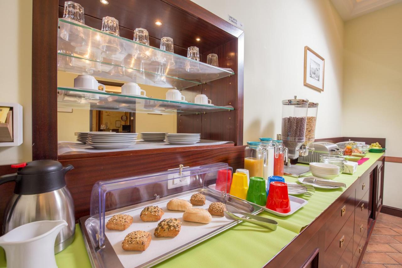 רומא Hotel Trastevere מראה חיצוני תמונה