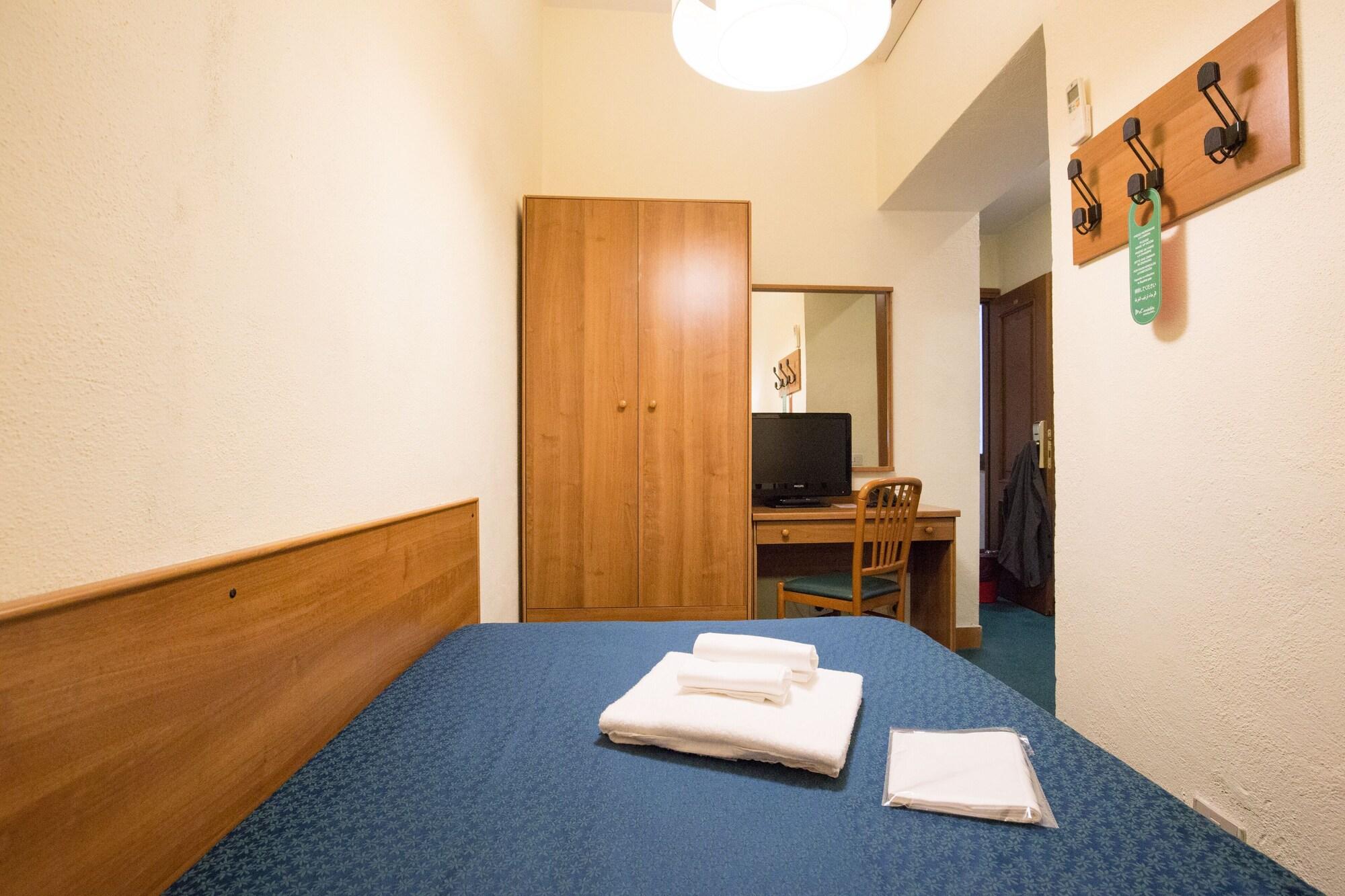 רומא Hotel Trastevere מראה חיצוני תמונה