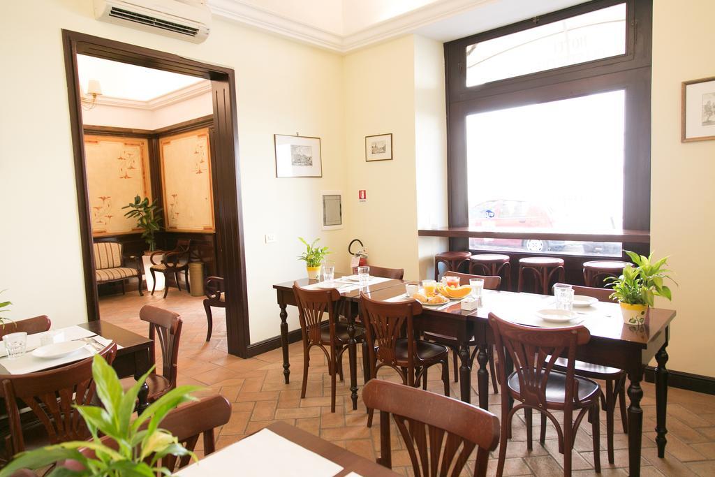 רומא Hotel Trastevere מראה חיצוני תמונה