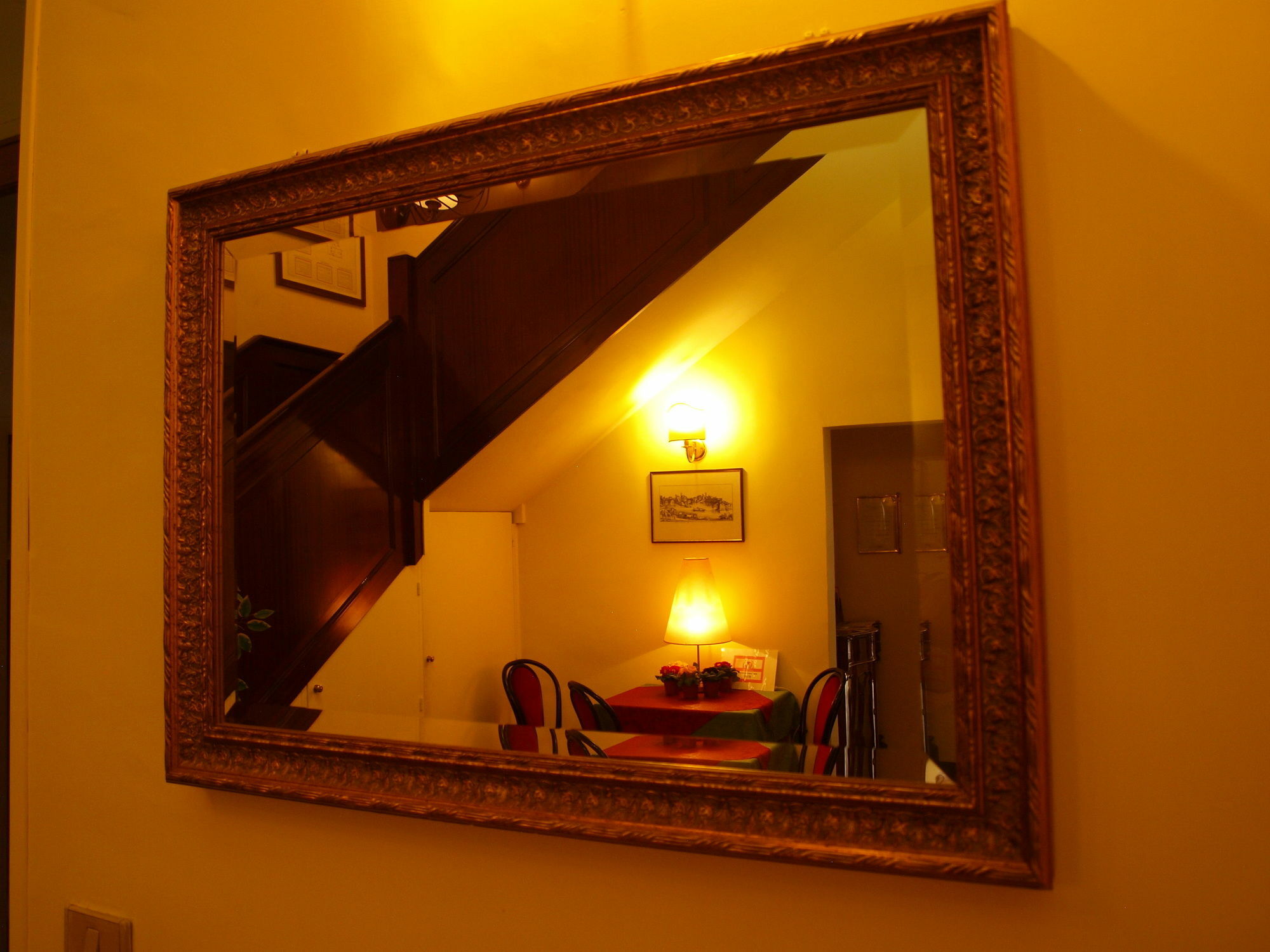 רומא Hotel Trastevere מראה חיצוני תמונה