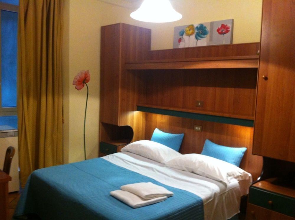 רומא Hotel Trastevere מראה חיצוני תמונה